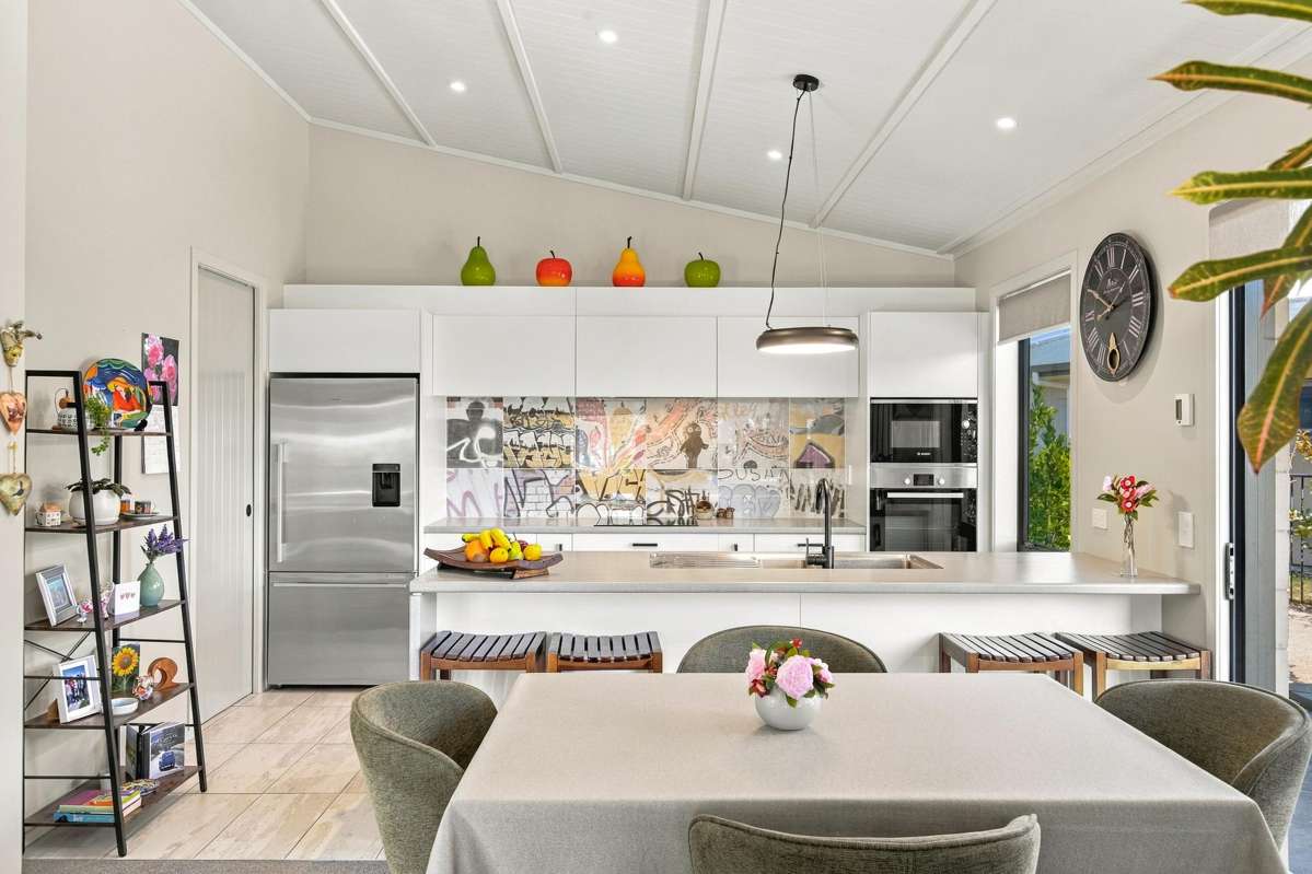 15 Noumea Drive_3