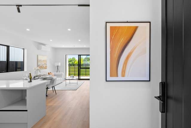 3/18 Albert Road Kelston_4