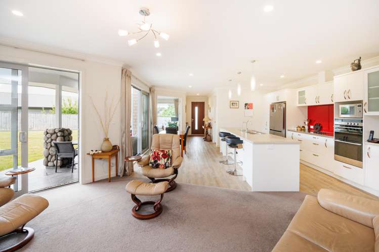 8 Hanalin Drive Marton_11