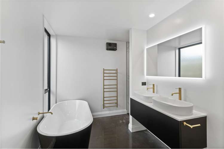 56 Rugby Street Merivale_17