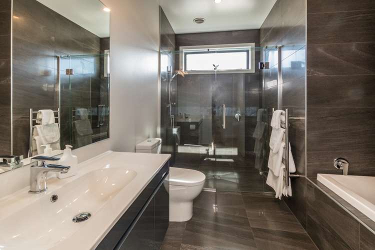 41 Tenby Street Wanaka_17