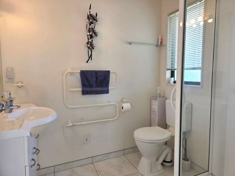 105 Castle View Road Matarangi_9