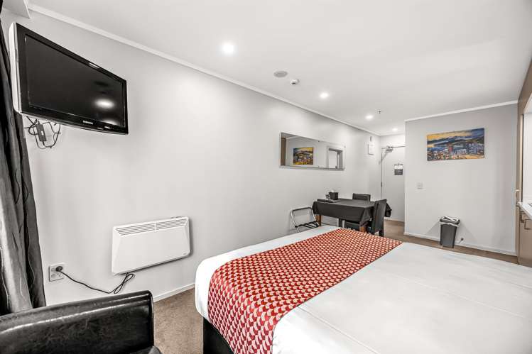 6B/35 Johnston St Wellington Central_4