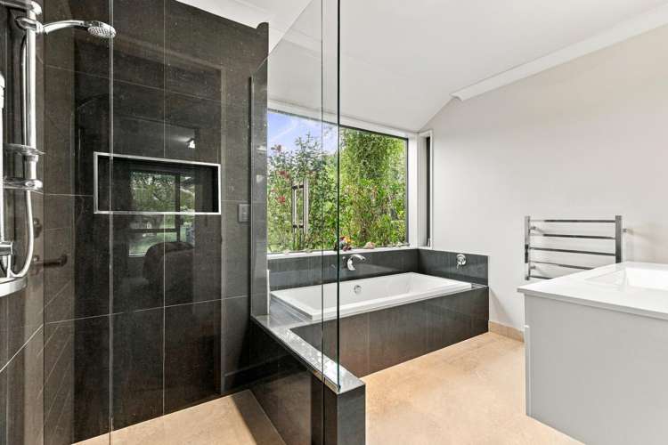 1/607 Hoskyns Road West Melton_13
