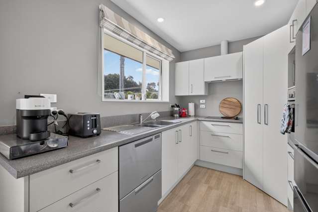 16A Achilles Street Burwood_4