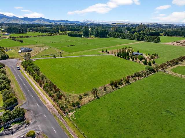 Newly Titled Lifestyle Opportunity