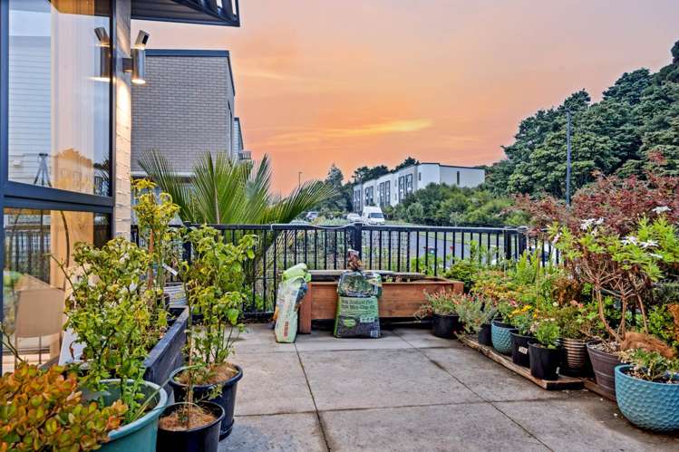 25 Matairangi Avenue Totara Heights_15