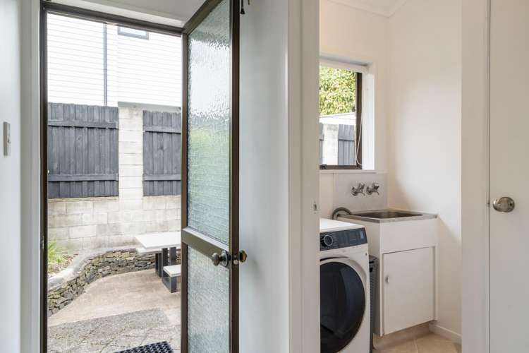 48 Eaton Crescent Matua_17