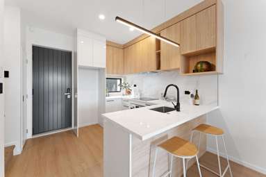 5/50 Fairview Road_3