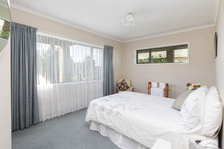 5 Athol Place Algies Bay_12