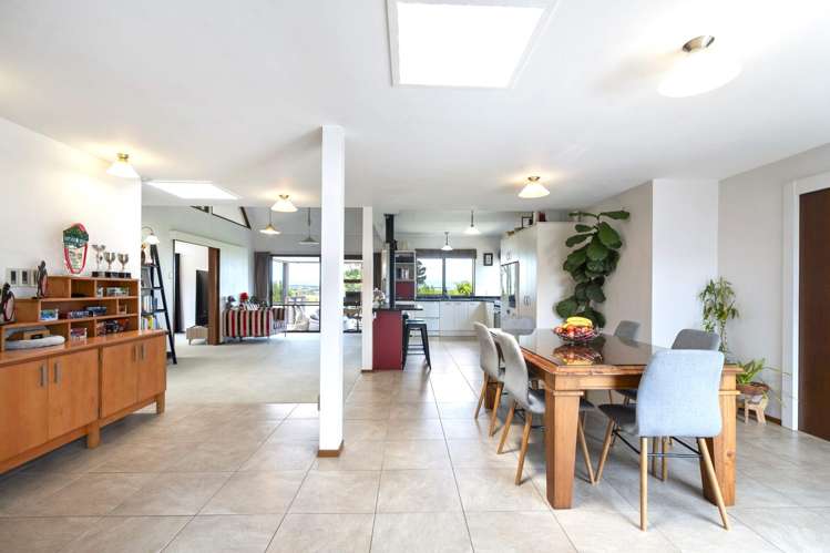 203 Fergusson Road Halcombe_8