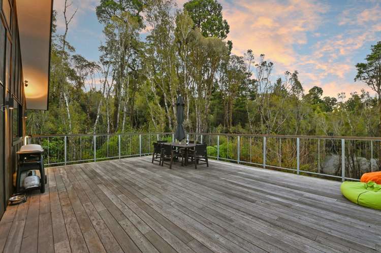 11 Brownlee Drive Moana_4