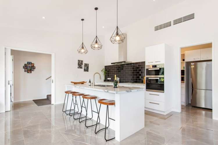 1 Vista Place Huntsbury_5