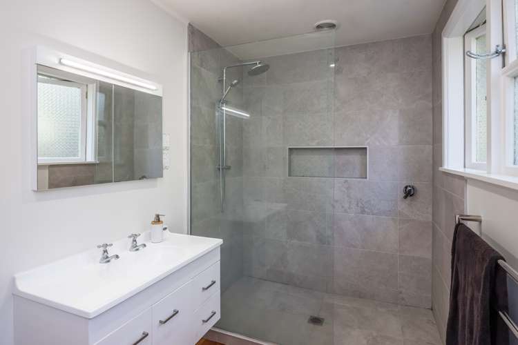 5 Mamaku Street Paraparaumu_12