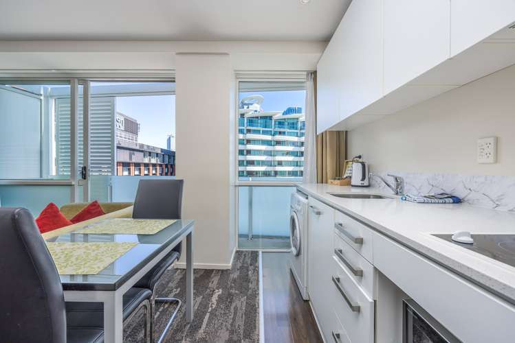 1909/10 Waterloo Quadrant Auckland Central_5