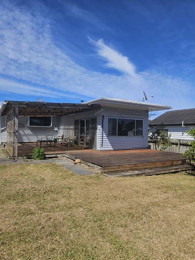 700 Richardson Road Mount Roskill_1