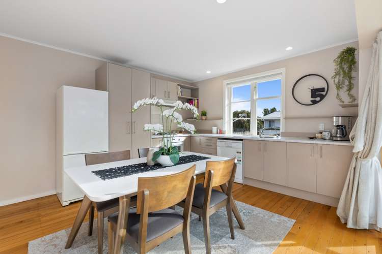 35 Philomel Crescent Bayswater_7