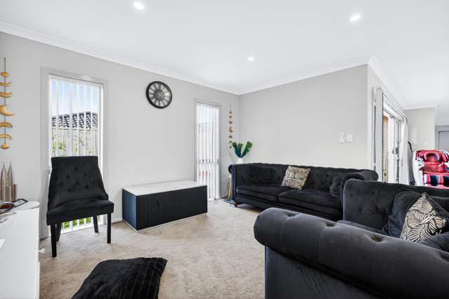 37 Riverglade Parkway Te Atatu South_4