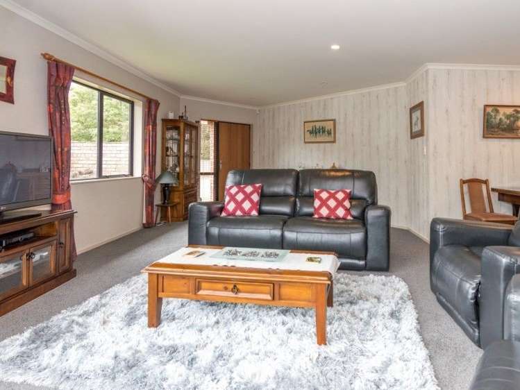 112 Long Melford Road Awapuni_6