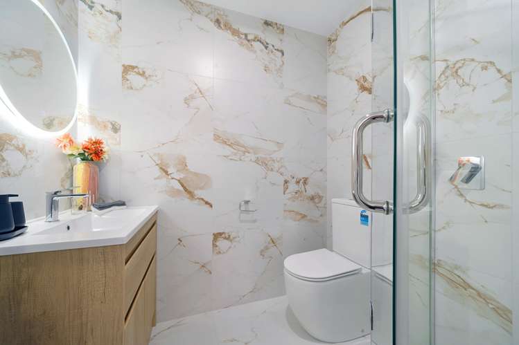 11 Sarona Avenue Glen Eden_12