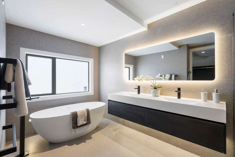 61A Churchill Road Murrays Bay_13