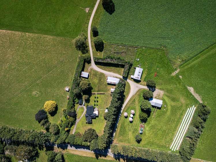 1710 Ealing Montalto Road Ashburton_14