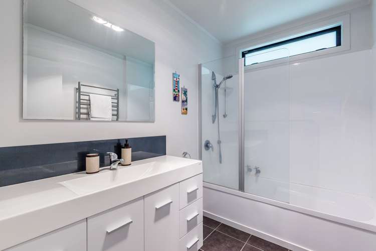 11 Chrome Place Henderson_13