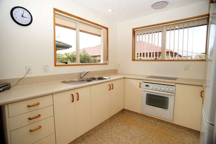 2/43 Peverel Street Riccarton_8