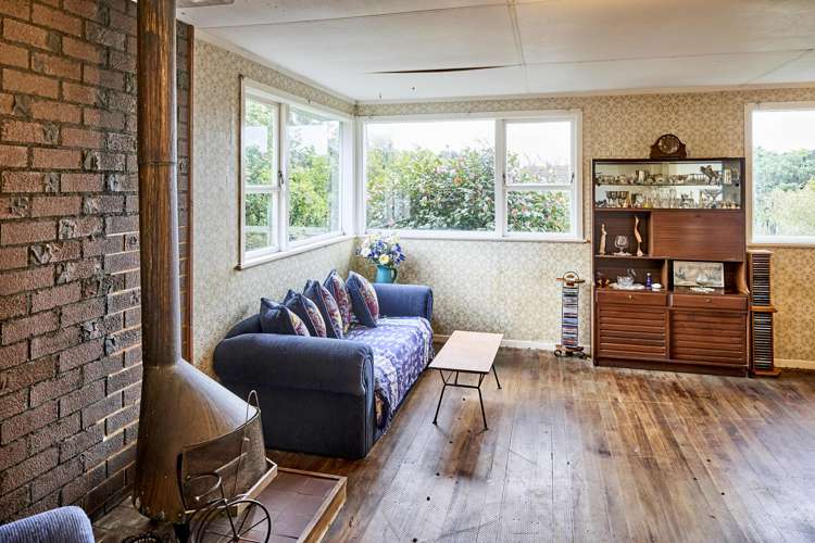 6 Marne Grove Waitangirua_7