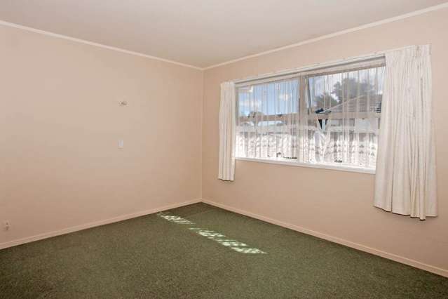 2/12a Nelson Street Papakura_1