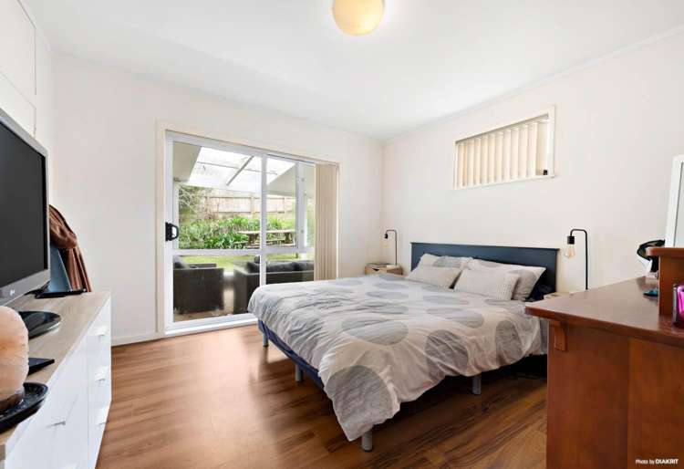 48 Captain Scott Road Glen Eden_9