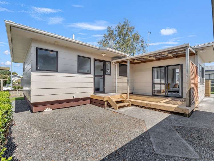 8a Kaimai Place Hairini_11