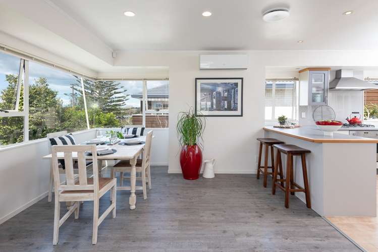 2/28 Parkhill Road Mellons Bay_6