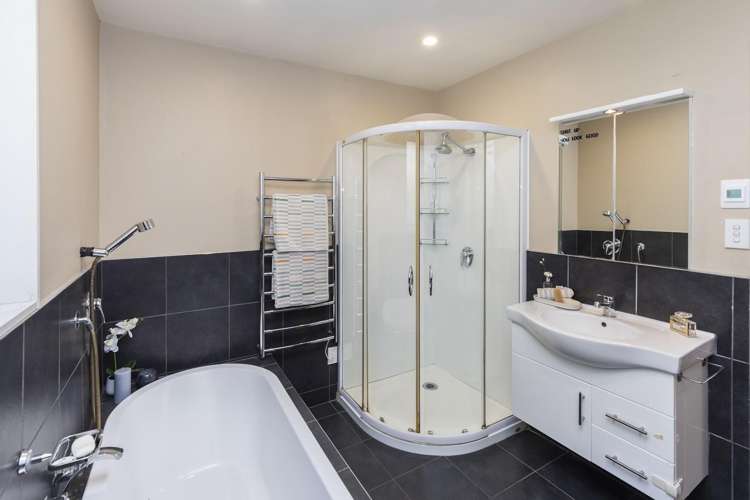 24 Sandra Street South New Brighton_12