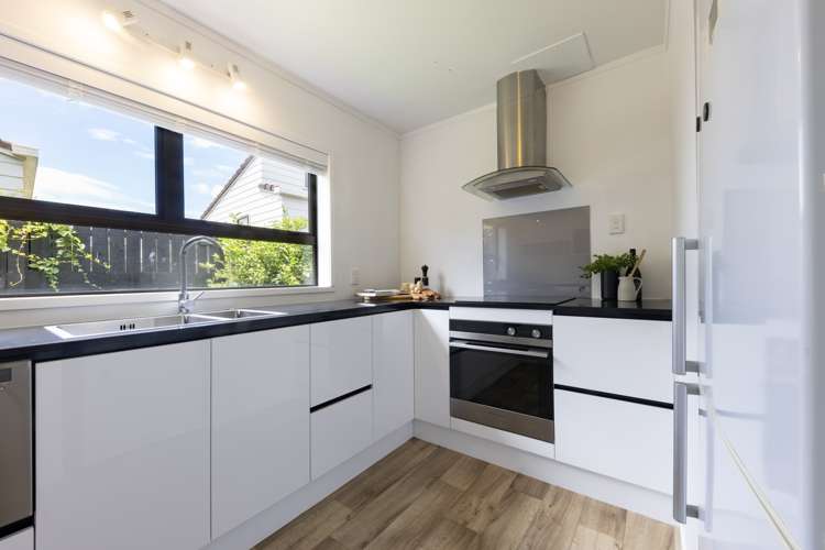 221g Mount Smart Road Onehunga_8