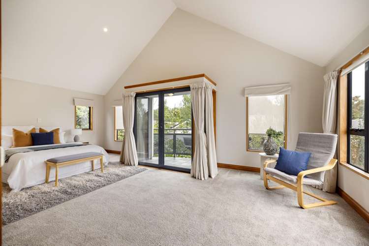 2/155 Yaldhurst Road Upper Riccarton_2