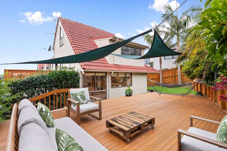 2/3 Lynngate Place Hillcrest_0