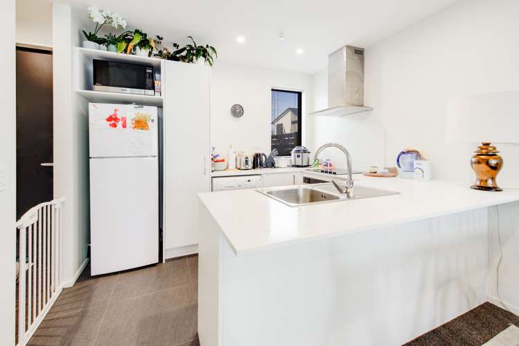19/17 Warwick Street_4
