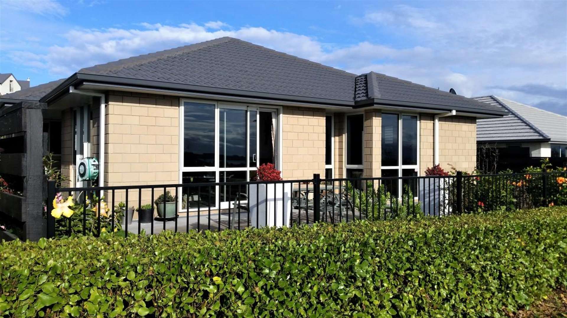 8 Vista Close Omokoroa Western Bay Of Plenty Houses for Sale