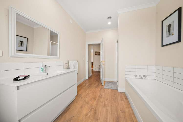 6 Mckerrow Place Featherston_19