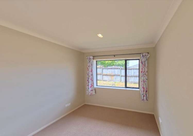 2 Alvre Place Flat Bush_6