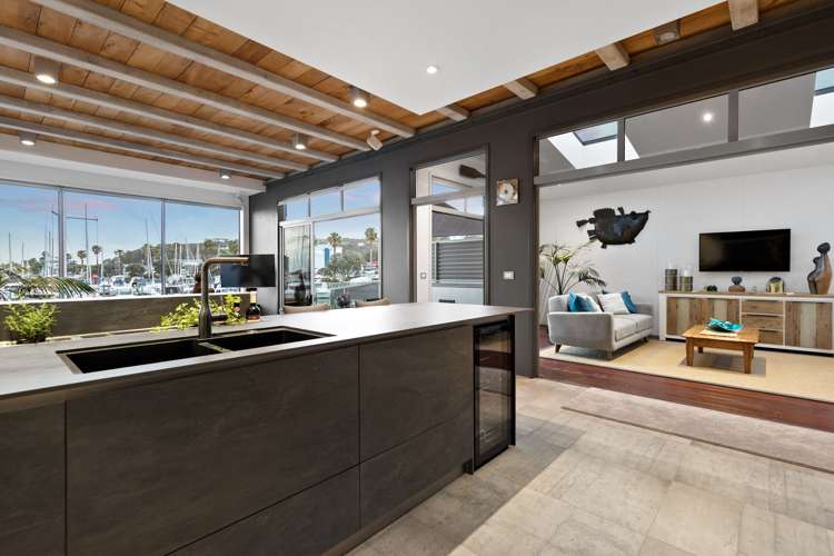 26 Rue Damarres Gulf Harbour_11