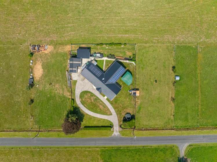 597 No 7 Road Springdale_24