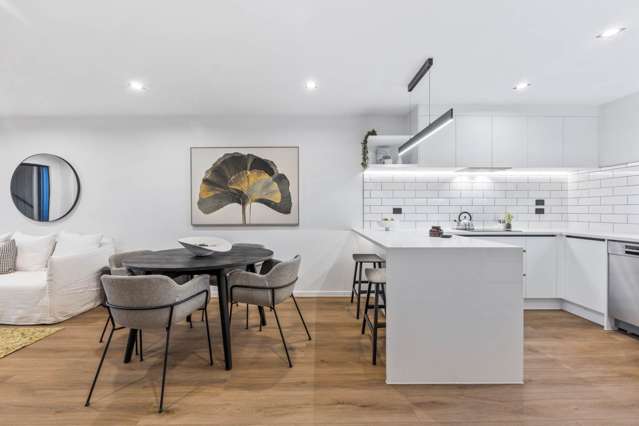 Luxury Living Townhouse in Mount Wellington