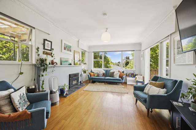 16 Mariana Place Glen Eden_2