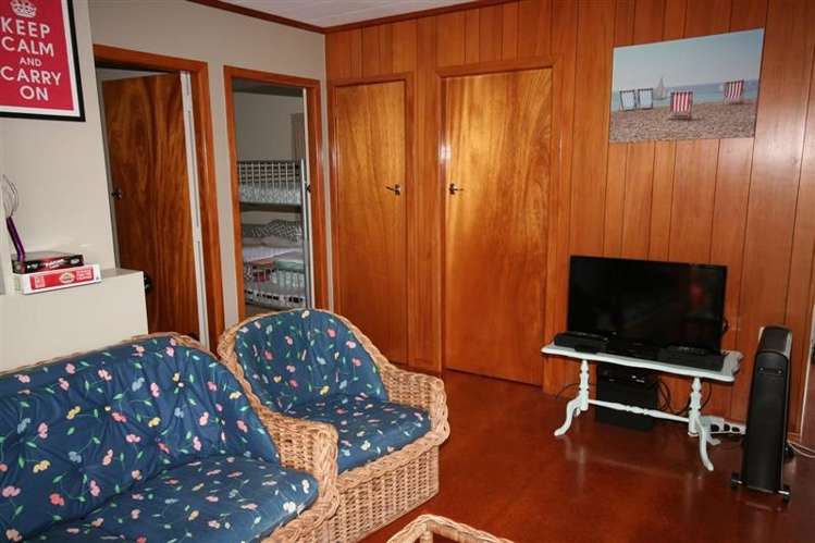 102 Brook Place Whangamata_4