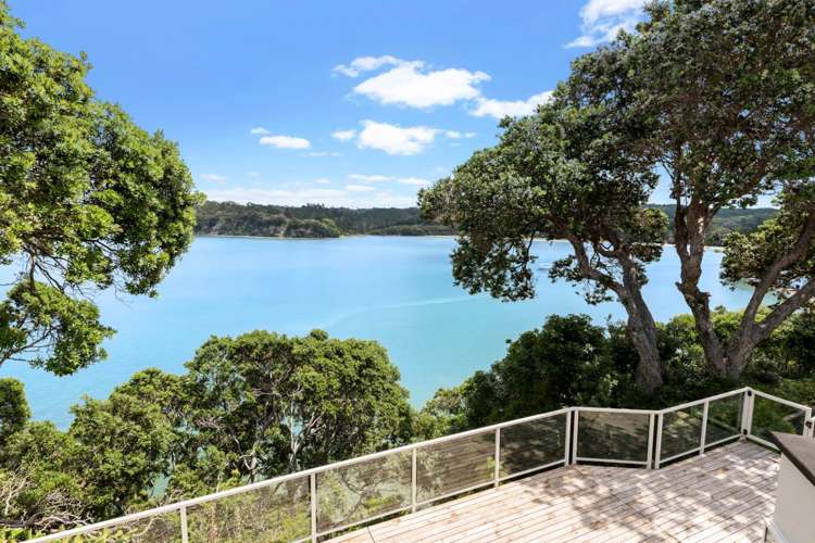 9 Ferry Road Wade Heads_4