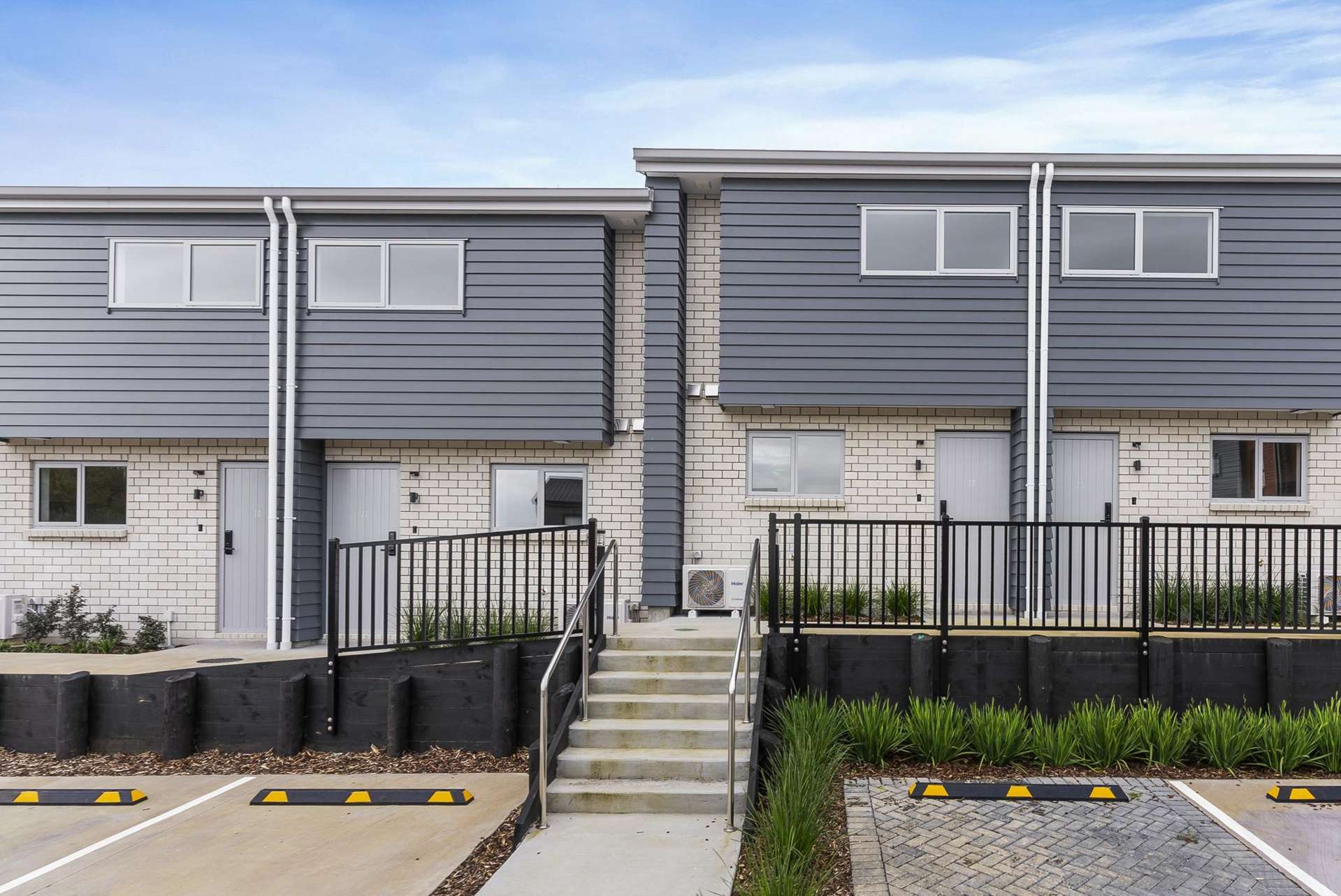 21/13 Brough Road Manurewa East_0