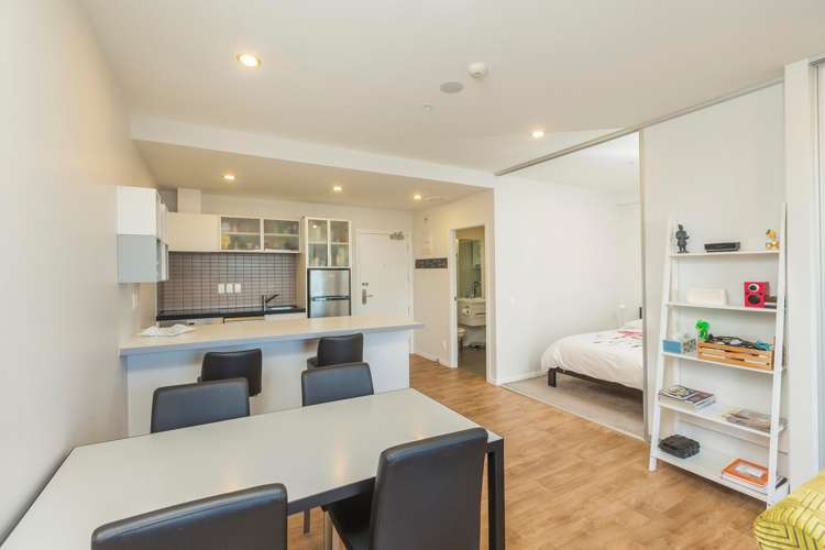 806/20 Mccrae Way New Lynn_12