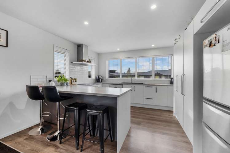 65 Beachvale Drive_5